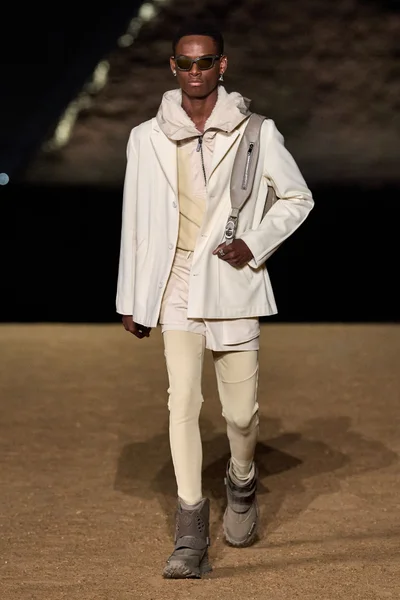 Look 21